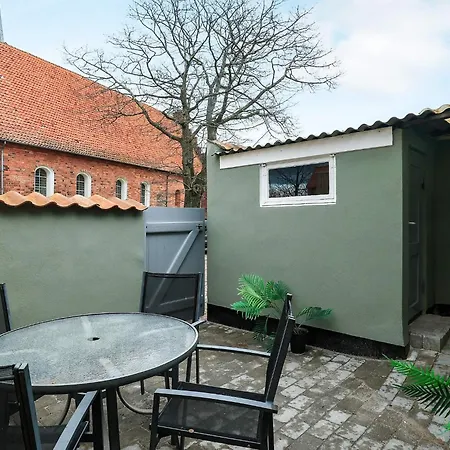 4 Person In Rudkobing-by Traum * Rudkøbing